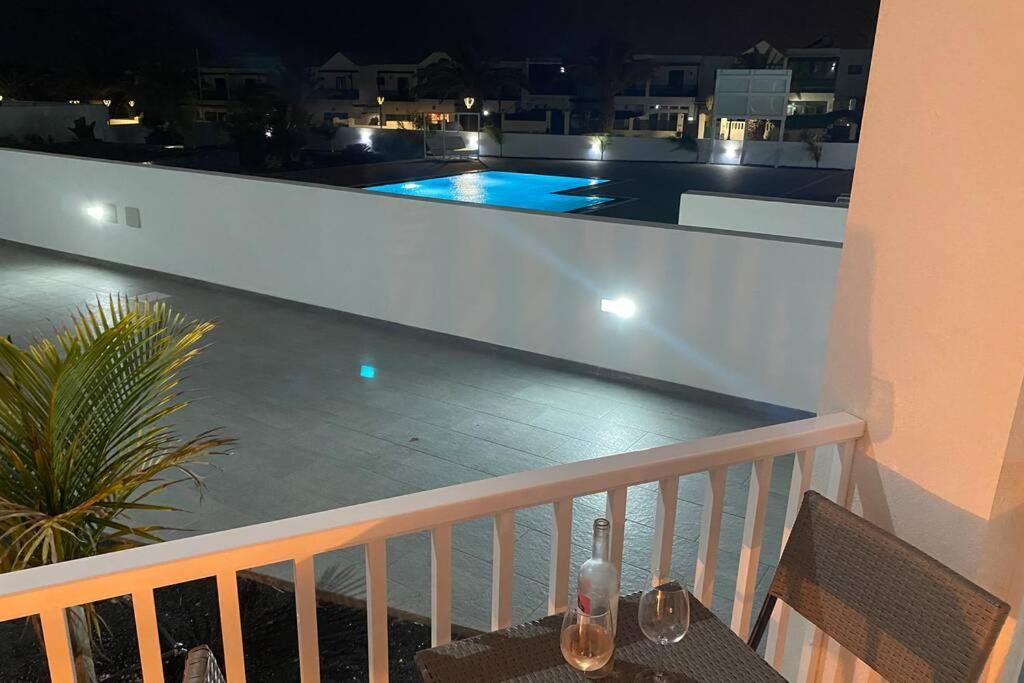 Oasis View Lanzarote Apartment Costa Teguise Exterior photo